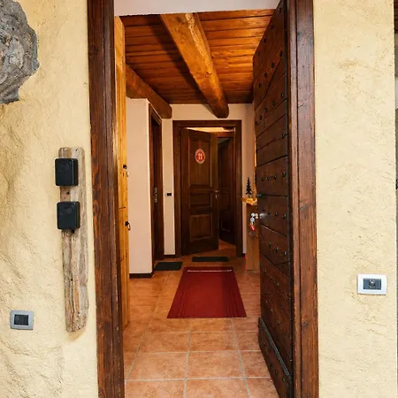 Hostdomus - Petitta Apartmán